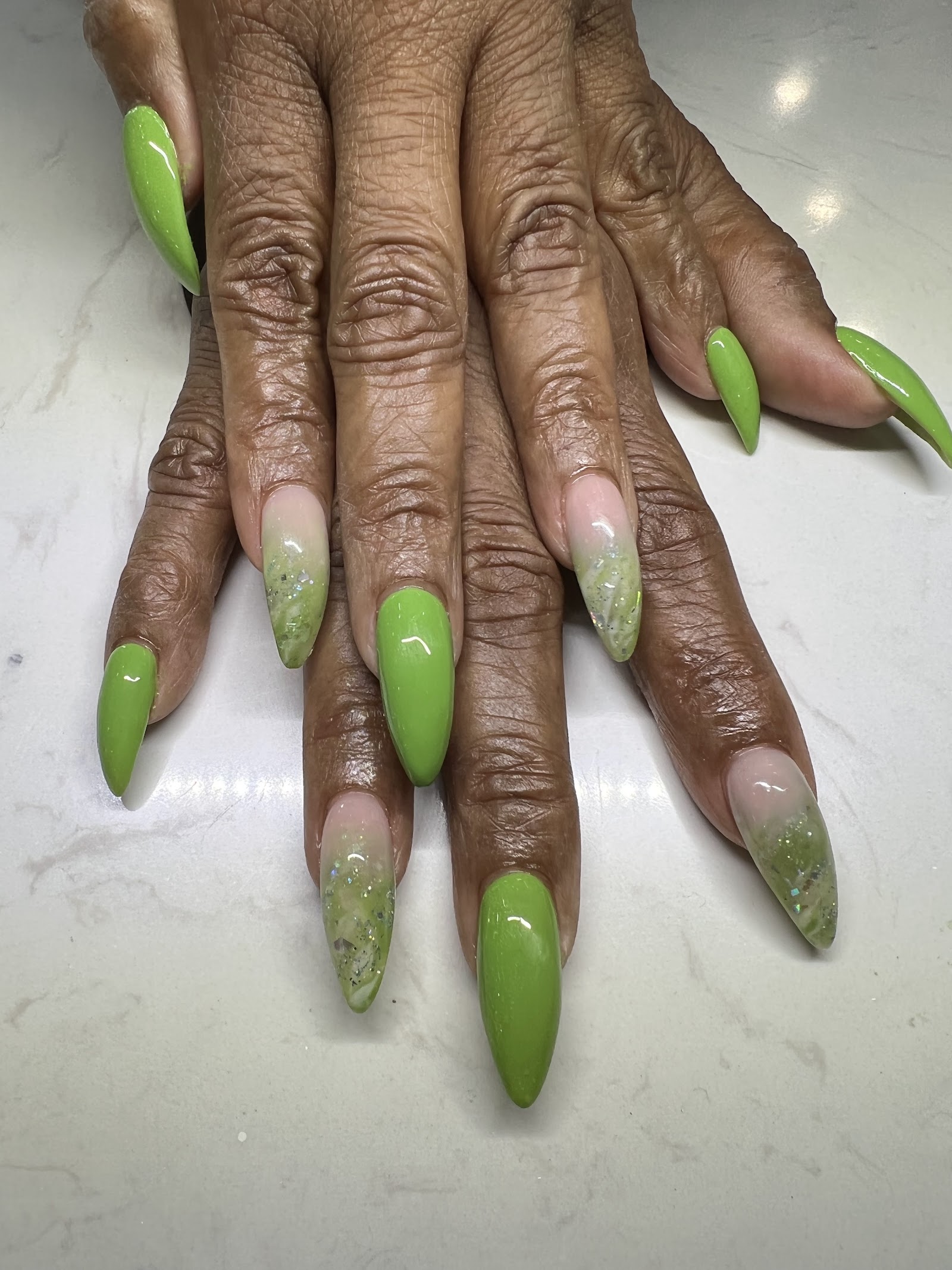 A Nails nail photo 4